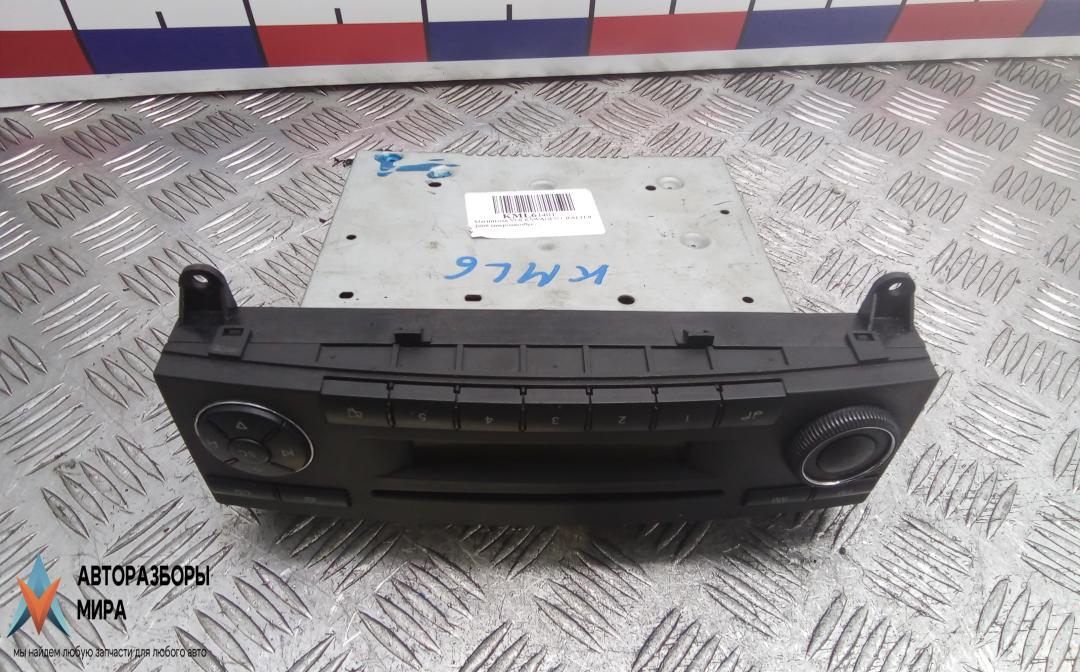 магнитола Volkswagen Crafter 1 поколение 2008, 2.5 л., дизель, МКПП, микроавтобус - фото №1