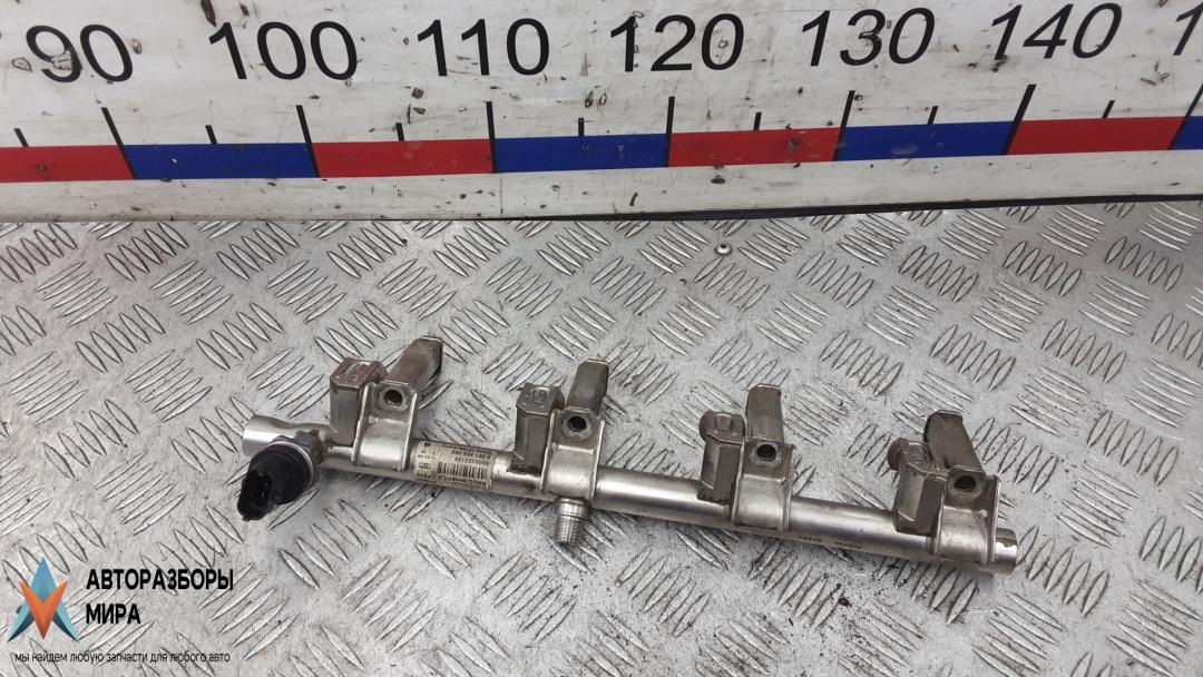 топливная рампа Ford Focus 3 поколение 2011, 1.6 л., бензин, МКПП, хетчбэк 5 дв., BM5G-9H487-CA - фото №1