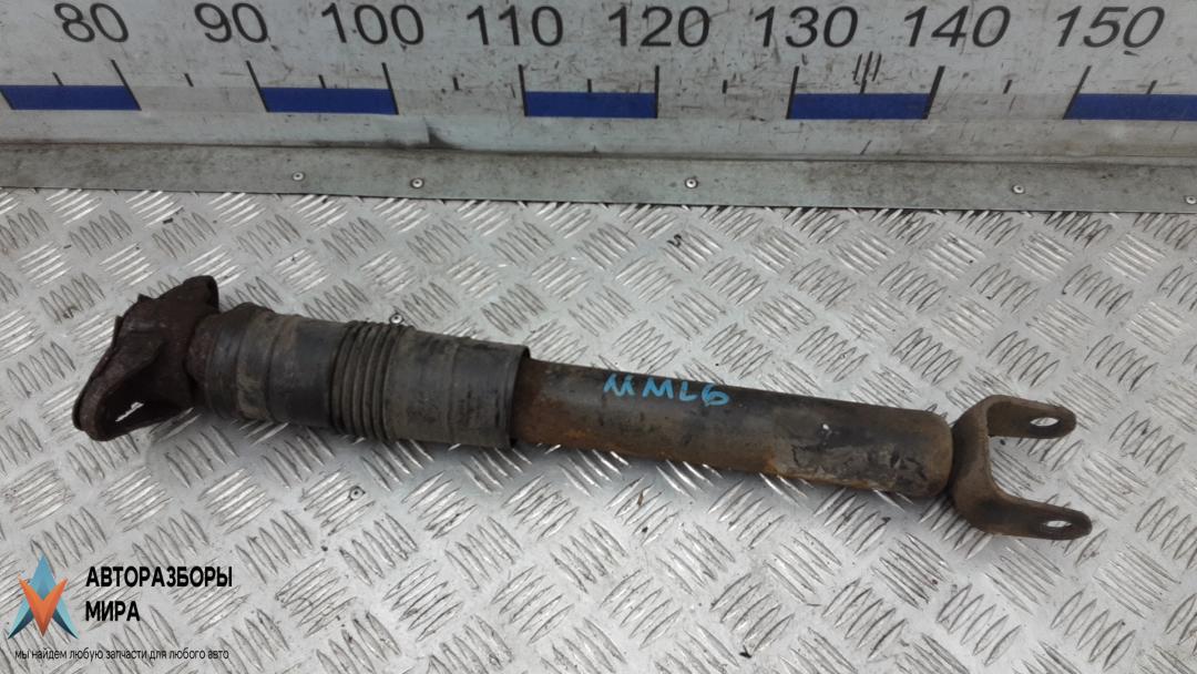 амортизатор задний Jeep Grand Cherokee WK2 2011, 3.0 л., дизель, АКПП, внедорожник 5 дв. - фото №1