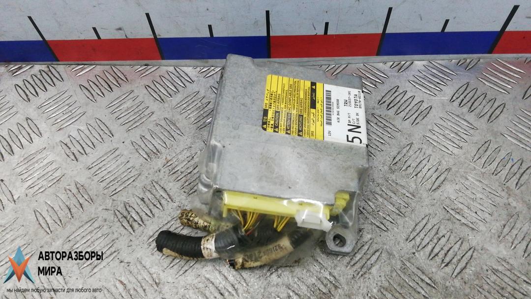 блок AirBag Toyota Auris 1 поколение 2007, 1.4 л., D-4D, дизель, МКПП, хетчбэк 5 дв., 89170-02110 - фото №1