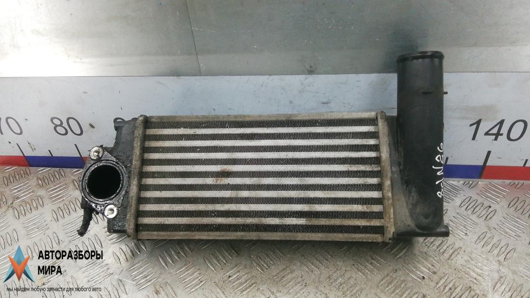 радиатор интеркулера Toyota Corolla 10 поколение (E140/E150) 2008, 1.4 л., D-4D, дизель, МКПП, седан - фото №1