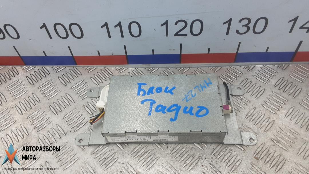 блок радио BMW 3 серия E90/E91/E92/E93 2006, 3.0 л., 330d, дизель, МКПП, седан, VP5KAF-14B409-GA - фото №1