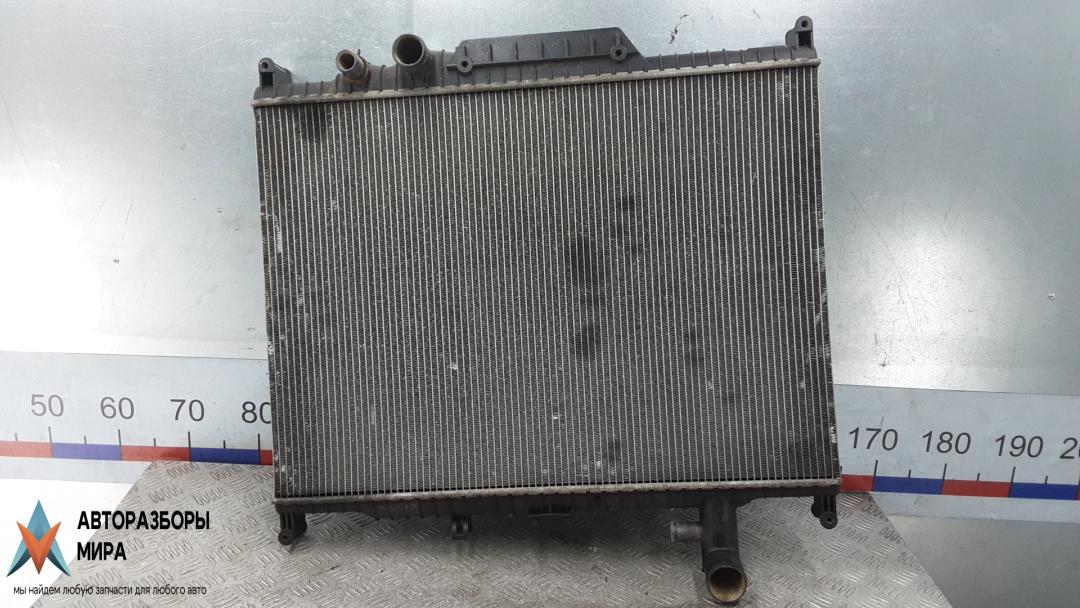 радиатор охлаждения Land Rover Discovery 4 поколение 2009, 3.0 л., SD V6, дизель, АКПП, внедорожник 5 дв., LR015561 - фото №1