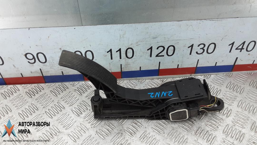 педаль Mercedes-Benz R-Класс W251 2007, 3.0 л., дизель, АКПП, минивэн, A1643000004 - фото №1