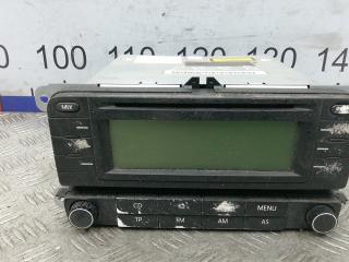 магнитола Volkswagen Touran 1 поколение 2003, 1.6 л., бензин, МКПП, минивэн