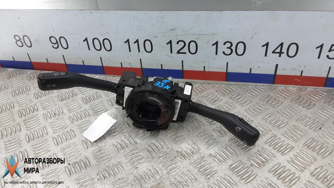 переключатель подрулевой Skoda Octavia 1 поколение (A4) 1999, 1.6 л., бензин, МКПП, хетчбэк 5 дв., 8LO95513GLO1 - фото №1