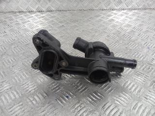 Корпус термостата бензиновый Volkswagen Polo 4 поколение [рестайлинг] 2007, 1.2 л., бензин, МКПП, хетчбэк 5 дв.