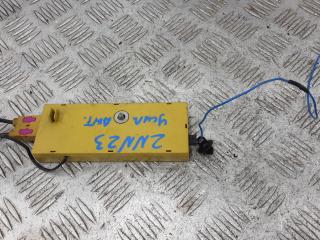 усилитель антенны Land Rover Discovery 3 поколение 2008, 2.7 л., TD V6, дизель, АКПП, внедорожник 5 дв., 5H2218K891KA