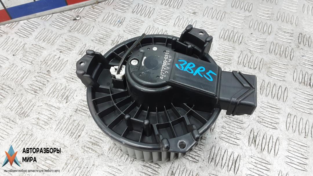 моторчик печки Fiat Sedici 1 поколение 2006, 1.9 л., D Multijet, дизель, МКПП, хетчбэк 5 дв., 71743150 - фото №1