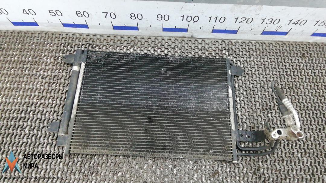 радиатор кондиционера Volkswagen Scirocco 3 поколение 2008, 2.0 л., бензин, МКПП, хетчбэк 5 дв., 1K0820411AJ - фото №1