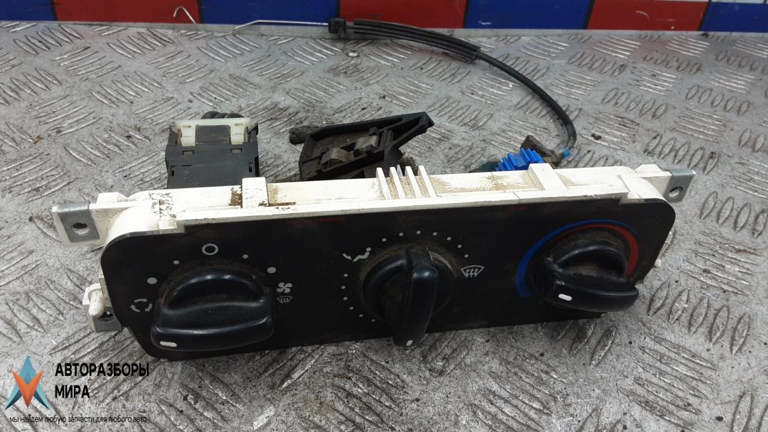 блок управления печки / климат-контроля Ford Transit 7 поколение 2011, 2.4 л., дизель, МКПП, микроавтобус - фото №1