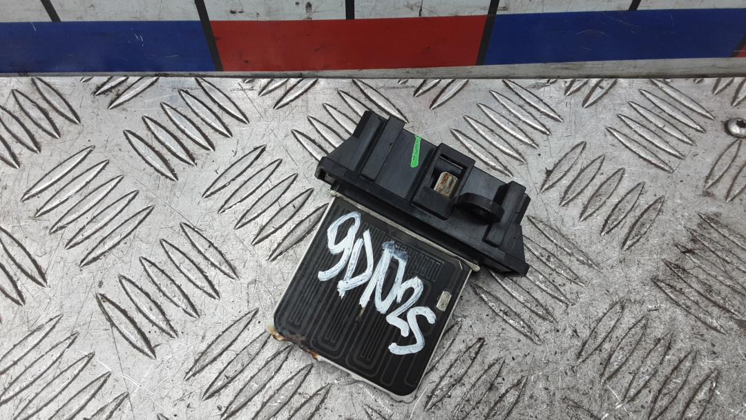 сопротивление печки Renault Fluence 1 поколение 2012, 1.5 л., дизель, АКПП, седан - фото №1