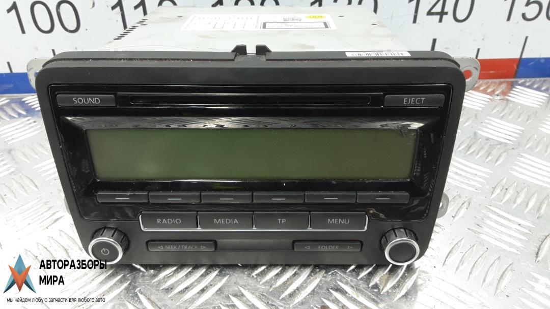 магнитола Volkswagen Tiguan 1 поколение 2010, 2.0 л., дизель, МКПП, внедорожник 5 дв., 5M0035186AA - фото №1