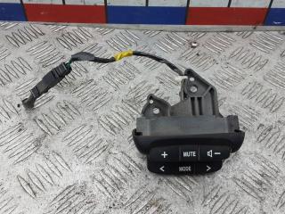 кнопки управления на руле Suzuki Grand Vitara 2 поколение 2005, 2.0 л., дизель, МКПП, внедорожник 5 дв.