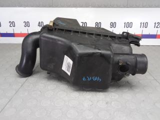 корпус воздушного фильтра Toyota RAV4 2 поколение (XA20) [рестайлинг] 2004, 2.0 л., дизель, МКПП, внедорожник 5 дв.