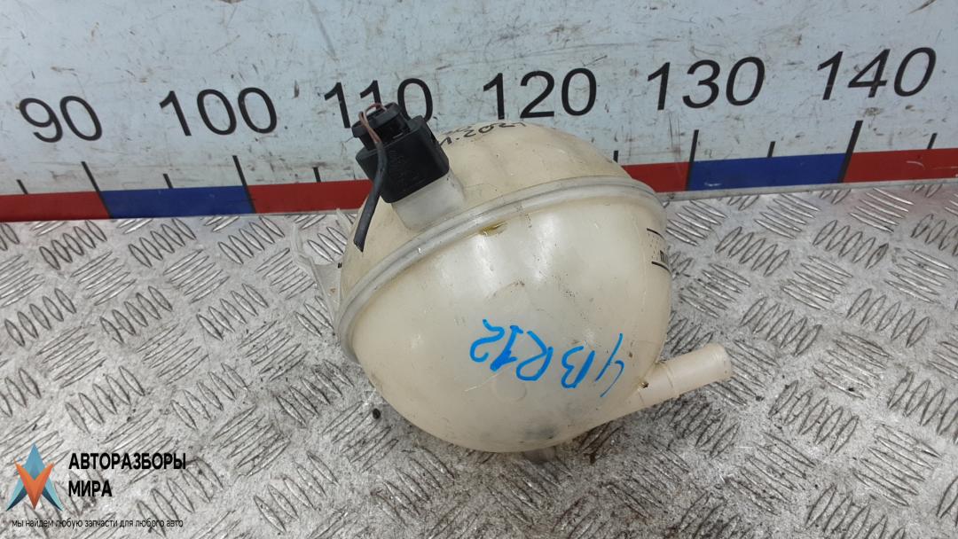 бачок расширительный SEAT Altea 1 поколение 2008, 1.6 л., бензин, МКПП, хетчбэк 5 дв. - фото №1