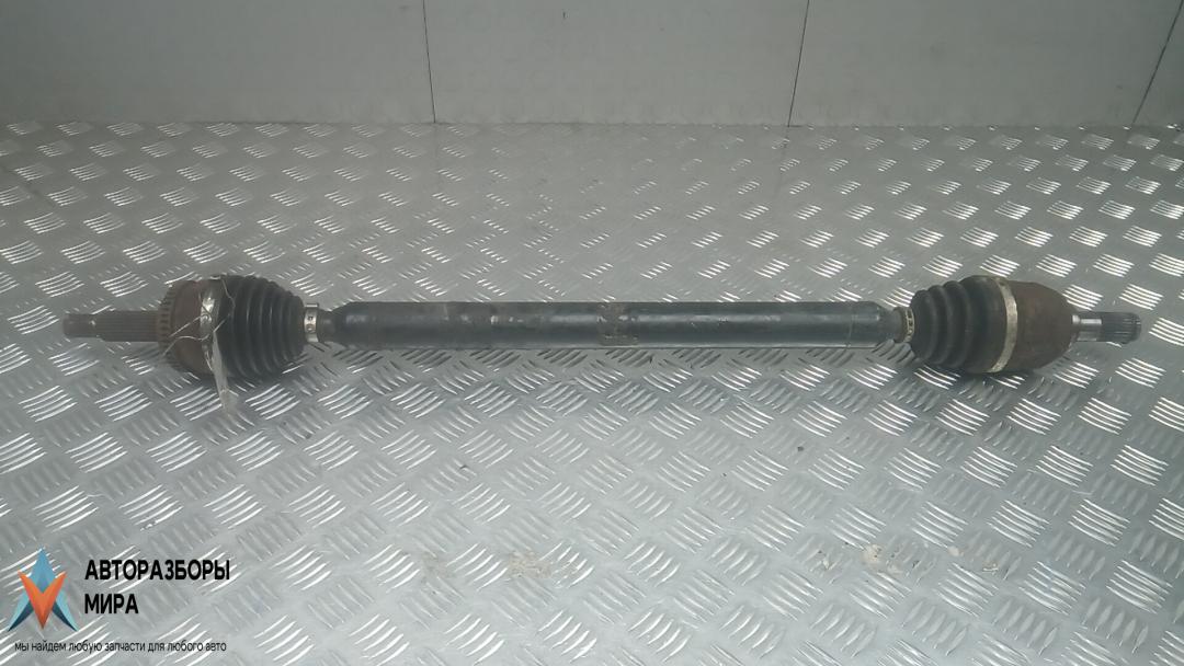 полуось передняя правая (приводной вал, ШРУС) Kia Ceed 2 поколение 2013, 1.4 л., дизель, МКПП, хетчбэк 5 дв., 49501A6000 - фото №1