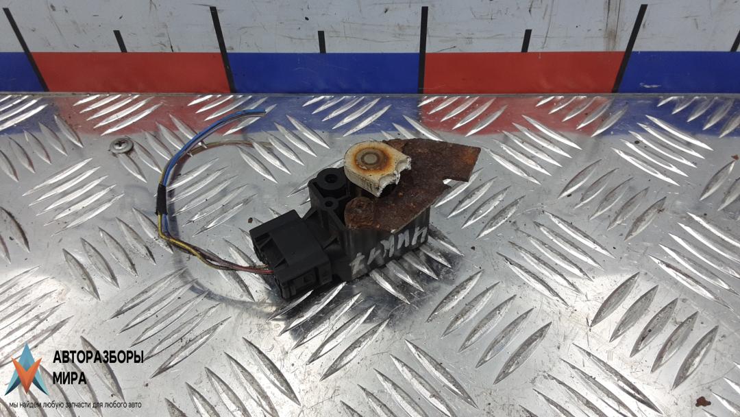 датчик дорожного просвета Land Rover Range Rover Sport 1 поколение 2007, 2.7 л., TDVM, дизель, АКПП, внедорожник 5 дв., RQH500570, RQH500042, RQH500052 - фото №1