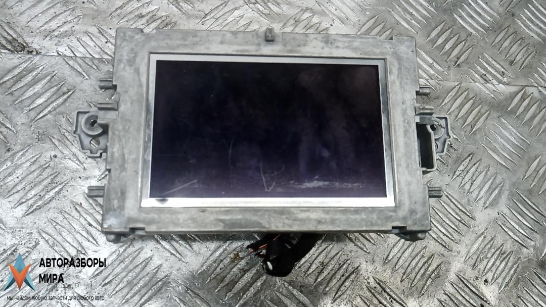 монитор Mercedes-Benz E-Класс W212/S212/C207/A207 2011, 2.2 л., D E220 CDI, дизель, АКПП, седан, A2129004900 - фото №1