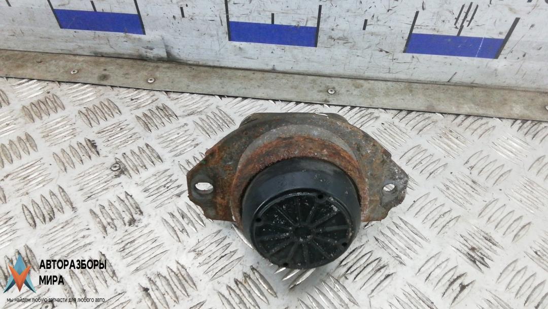 Подушка двигателя дизельная Land Rover Range Rover Sport 1 поколение 2006, 2.7 л., TDVM, дизель, АКПП, внедорожник 5 дв., KKB500441G - фото №1