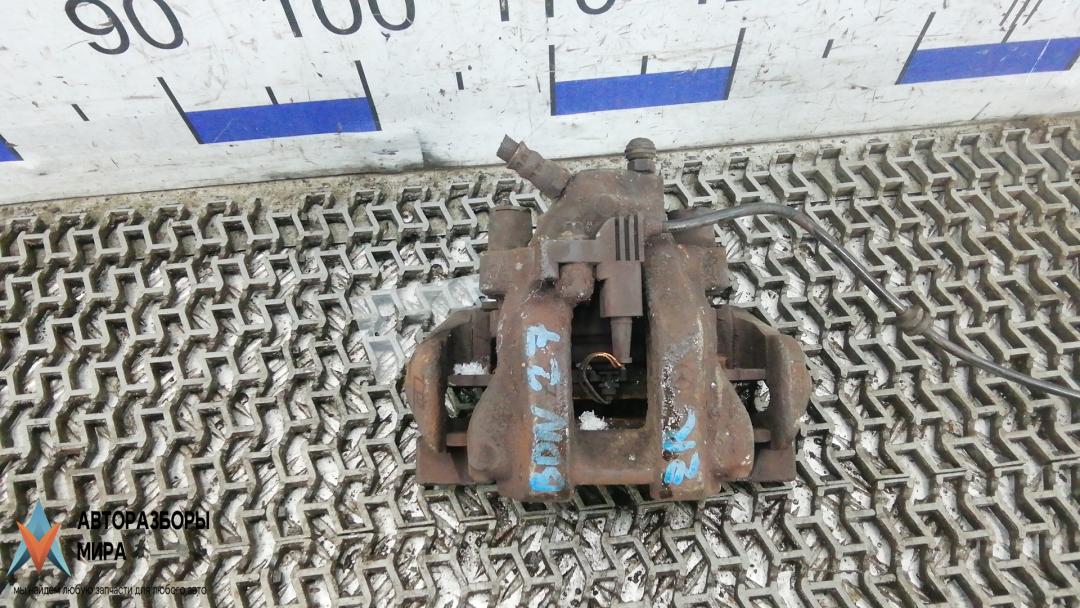 суппорт задний правый Mercedes-Benz E-Класс W212/S212/C207/A207 2011, 2.2 л., D E220 CDI, дизель, АКПП, седан - фото №1