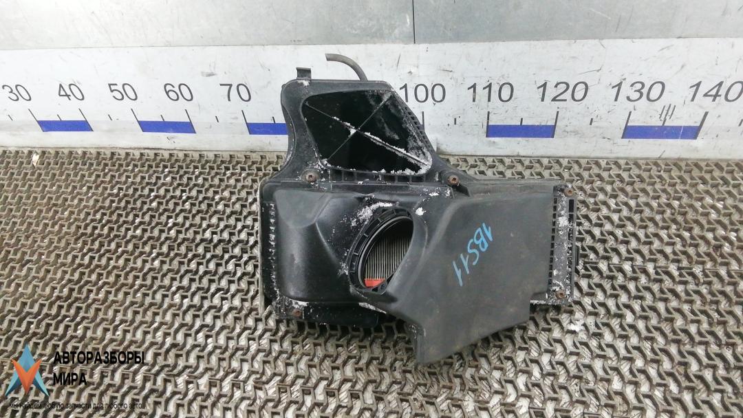 корпус воздушного фильтра Audi A5 8T 2010, 2.0 л., дизель, МКПП, хетчбэк 5 дв., 8K0133837BF - фото №1