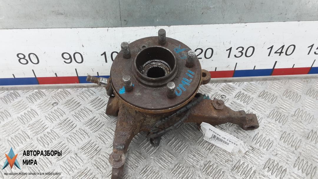 ступица передняя правая Land Rover Range Rover 3 поколение 2003, 3.0 л., TD6, дизель, АКПП, внедорожник 5 дв. - фото №1