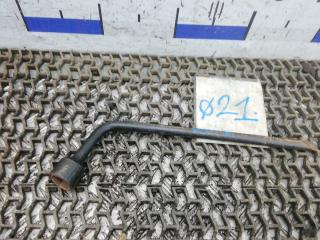 ключ колесный (балонный) Toyota Corolla 9 поколение (E120/E130) [рестайлинг] 2004, 1.4 л., бензин, МКПП, хетчбэк 5 дв.