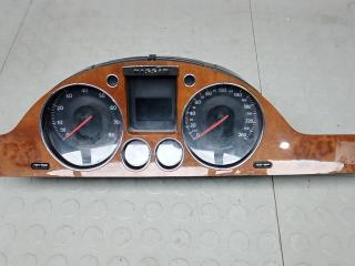 приборная панель Volkswagen Passat B6 2006, 1.6 л., бензин, МКПП, седан, 3C0920860G