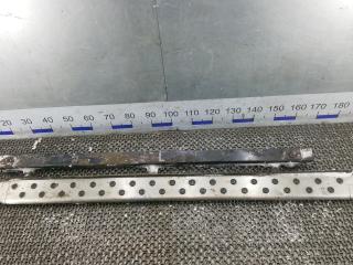 подножка Toyota RAV4 3 поколение (XA30) [2-й рестайлинг] 2010, 2.2 л., дизель, МКПП, внедорожник 5 дв.