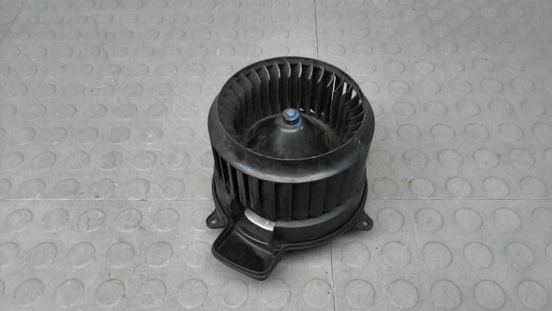 моторчик печки Audi A6 2013, 3.0 л., дизель, АКПП, универсал, 4H2820021B