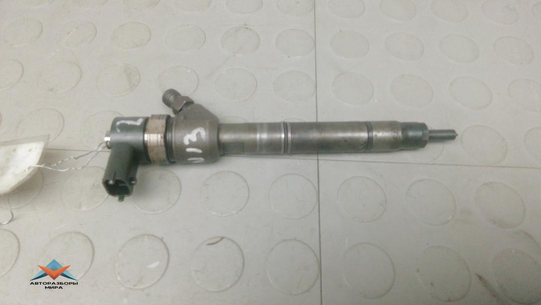 форсунка Hyundai i40 VF 2013, 1.7 л., дизель, МКПП, седан, 338002A800, 0445110411 - фото №1