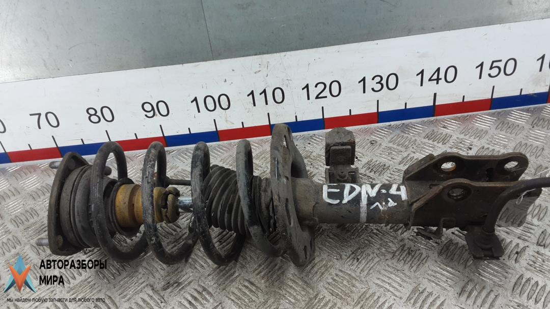 Стойка Mazda 6 GJ 2014, 2.2 л., дизель, МКПП, седан - фото №1