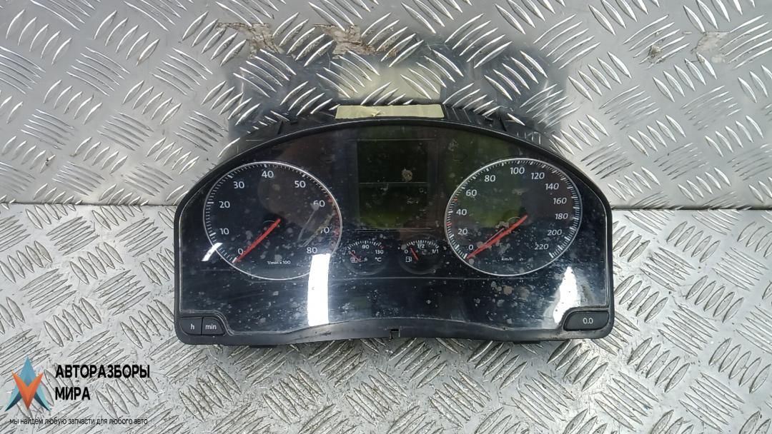 приборная панель Volkswagen Golf Plus 1 поколение 2006, 1.4 л., бензин, МКПП, хетчбэк 5 дв., 1K0920852, 1K0920853 - фото №1