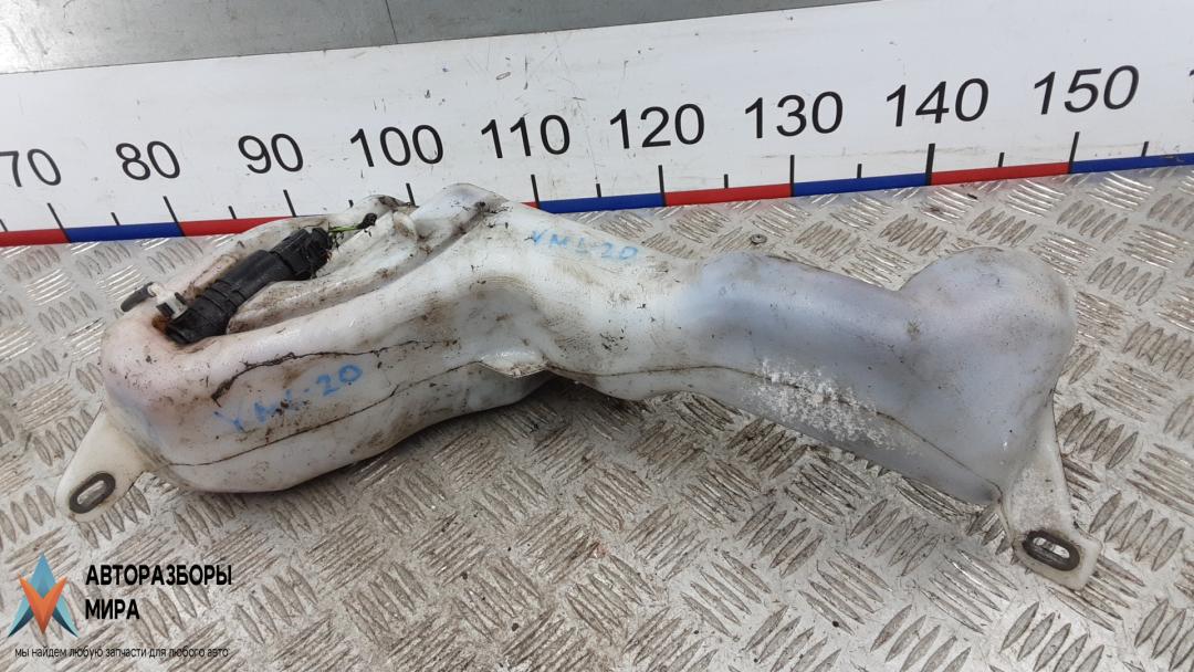 бачок омывателя Volkswagen Amarok 1 поколение 2012, 2.0 л., BiTDI, дизель, АКПП, пикап - фото №1