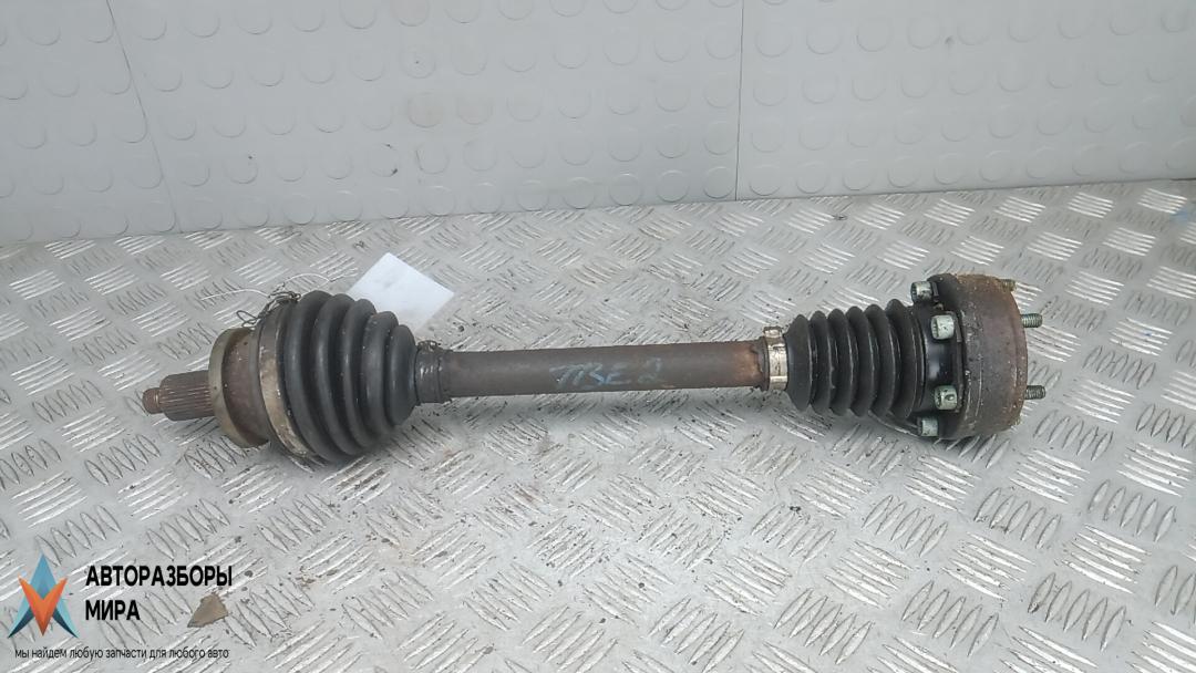 полуось передняя левая (приводной вал, ШРУС) Volkswagen Polo 4 поколение 2002, 1.2 л., бензин, МКПП, хетчбэк 5 дв., 6Q0407271AT, 6Q0407451EX - фото №1