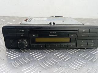 магнитола Skoda Octavia 2 поколение (A5) 2007, 1.9 л., D TDI PD, дизель, МКПП, хетчбэк 5 дв., 1Z0035152C