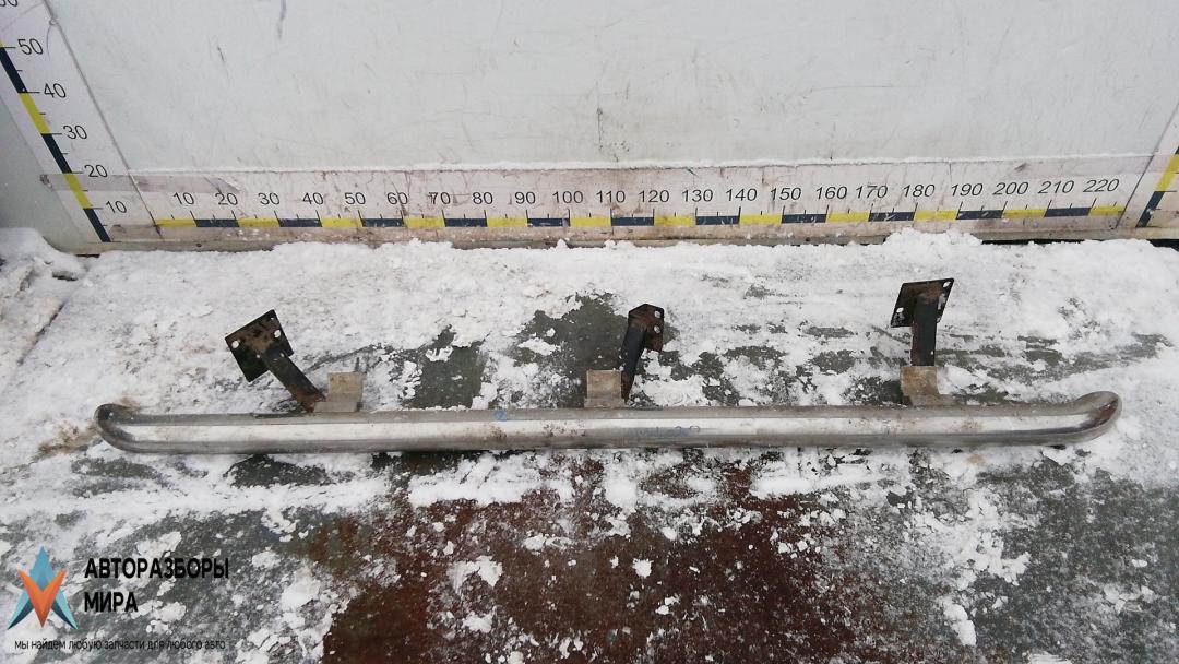 подножка Volkswagen Amarok 1 поколение 2012, 2.0 л., BiTDI, дизель, АКПП, пикап - фото №1