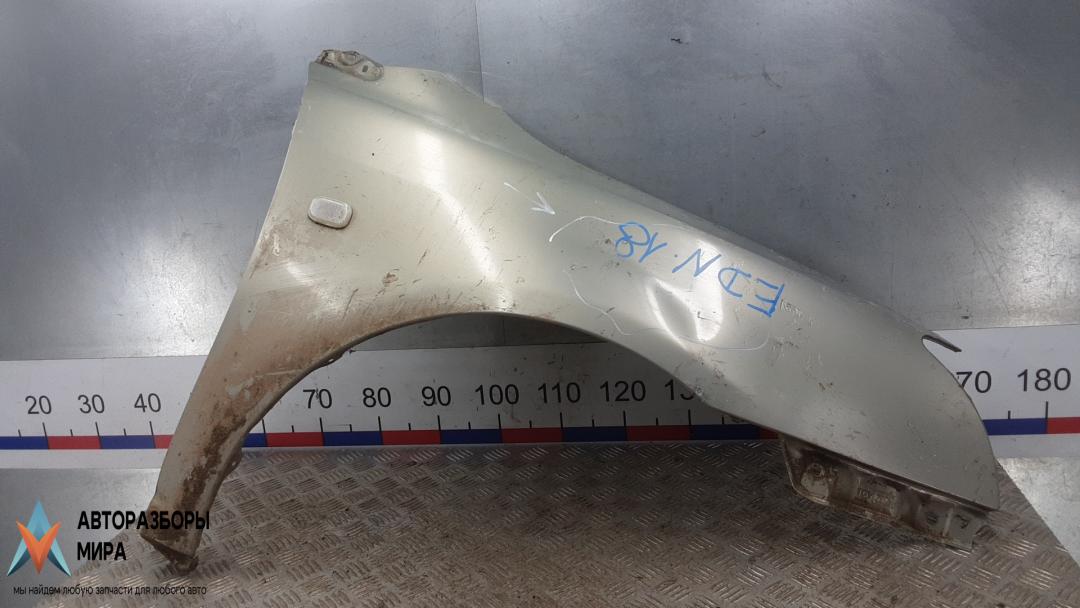 крыло переднее правое Toyota Avensis 2 поколение (T250) 2004, 1.6 л., бензин, МКПП, седан - фото №1