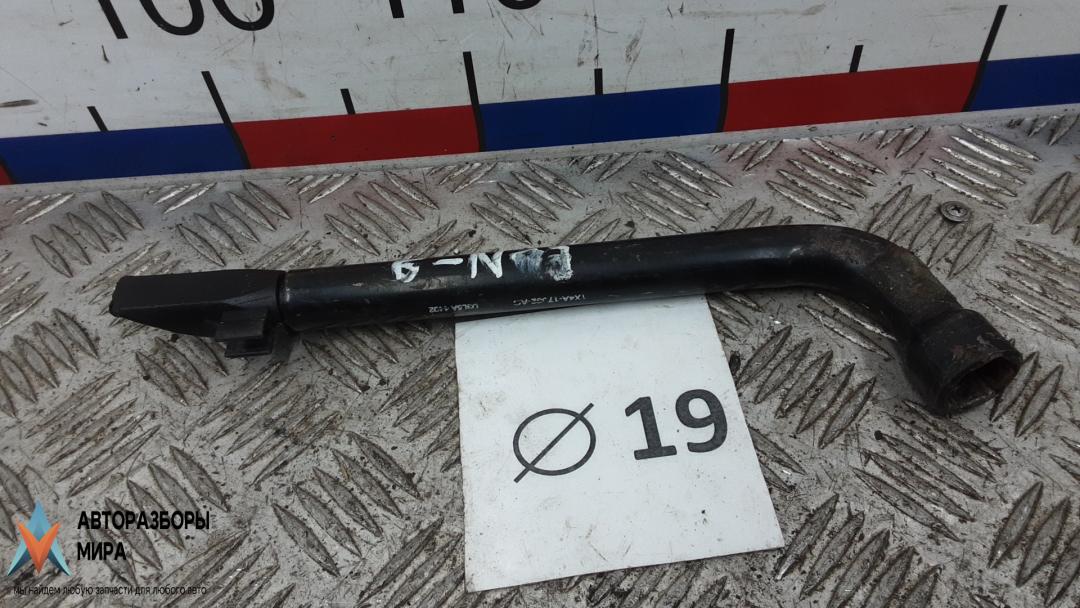 ключ колесный (балонный) Chevrolet Kalos 1 поколение 2005, 1.2 л., бензин, МКПП, хетчбэк 5 дв., 94535652 - фото №1