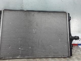 радиатор охлаждения Skoda Octavia 3 поколение (A7) 2013, 1.6 л., дизель, МКПП, хетчбэк 5 дв., 1K0121251DD