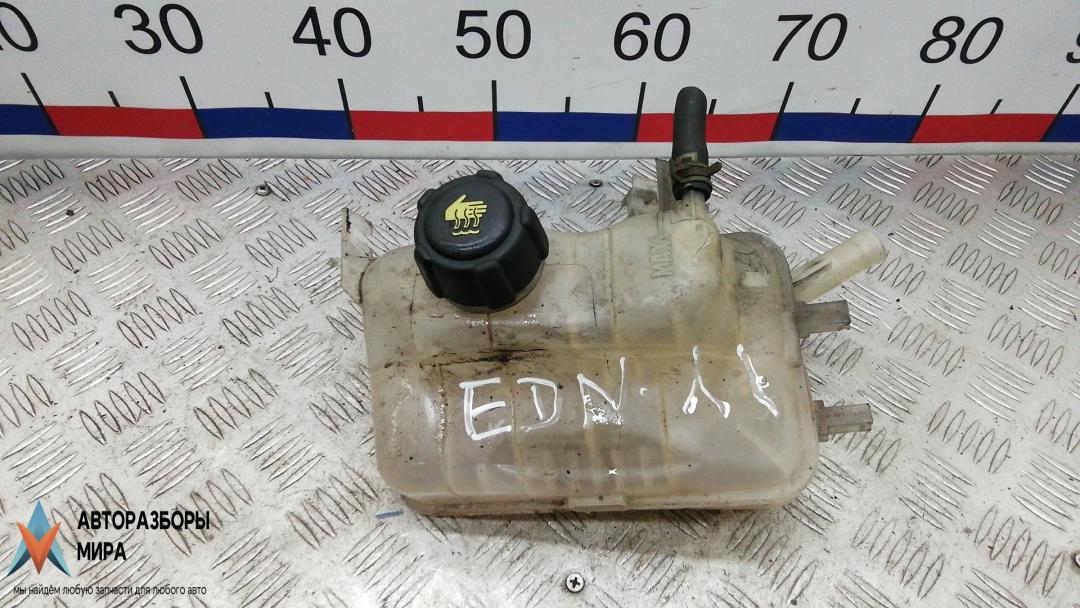 бачок расширительный Renault Fluence 1 поколение 2011, 1.5 л., дизель, АКПП, седан - фото №1