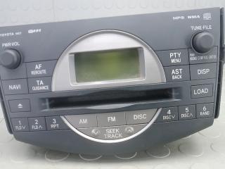 магнитола Toyota RAV4 3 поколение (XA30) 2006, 2.2 л., дизель, МКПП, внедорожник 5 дв., 8612042220