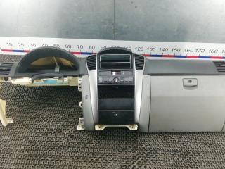 панель передняя салона (торпедо) Kia Sorento 1 поколение 2005, 2.5 л., дизель, АКПП, внедорожник 5 дв.