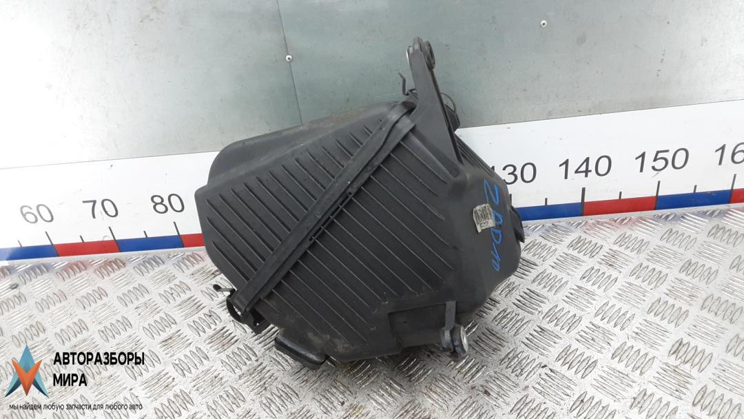 корпус воздушного фильтра Kia Sorento 2 поколение 2010, 2.2 л., дизель, АКПП, внедорожник 5 дв. - фото №1