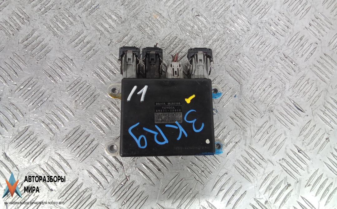 блок управления форсунками Lexus LS 4 поколение 2007, 4.6 л., бензин, АКПП, седан, 8987150010 - фото №1