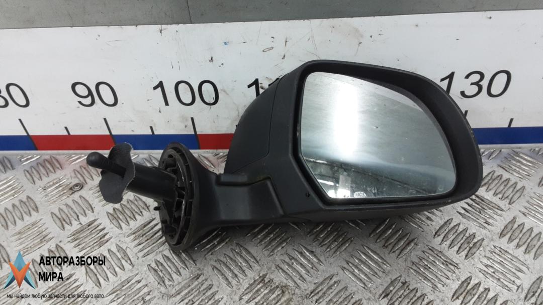 зеркало правое Renault Duster 1 поколение 2013, 1.6 л., бензин, МКПП, внедорожник 5 дв. - фото №1