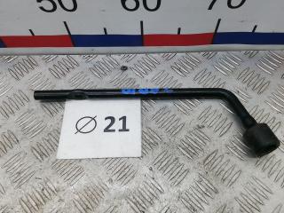 ключ колесный (балонный) Kia Sorento 2 поколение 2010, 2.2 л., дизель, АКПП, внедорожник 5 дв.