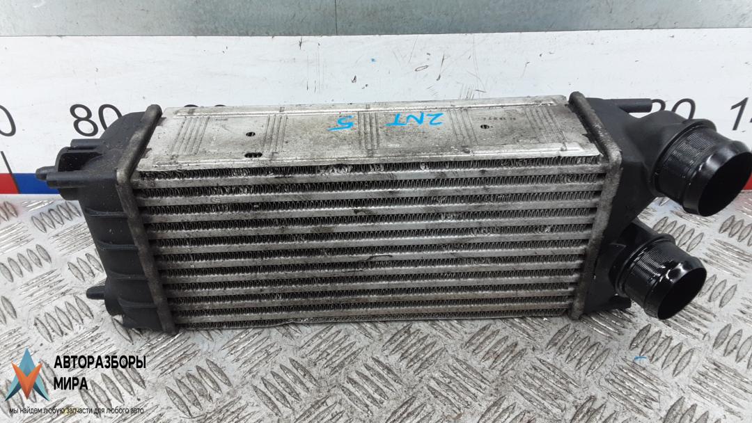 радиатор интеркулера Citroen C4 2 поколение 2012, 1.6 л., HDi 8V, дизель, МКПП, хетчбэк 5 дв. - фото №1