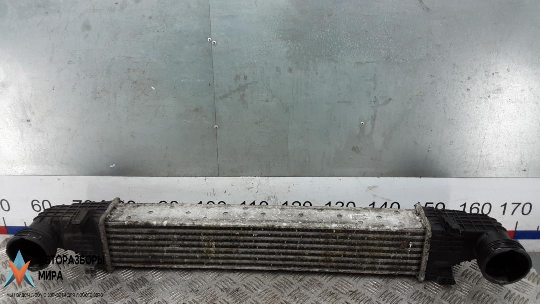 радиатор интеркулера Mercedes-Benz CLS-Класс C219 2007, 3.0 л., D 320CDI, дизель, АКПП, седан - фото №1